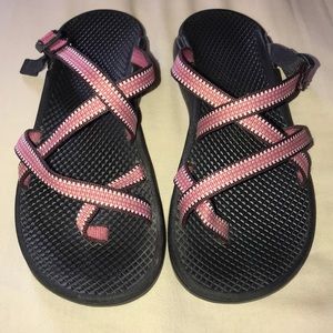 Chaco sandals without back strap